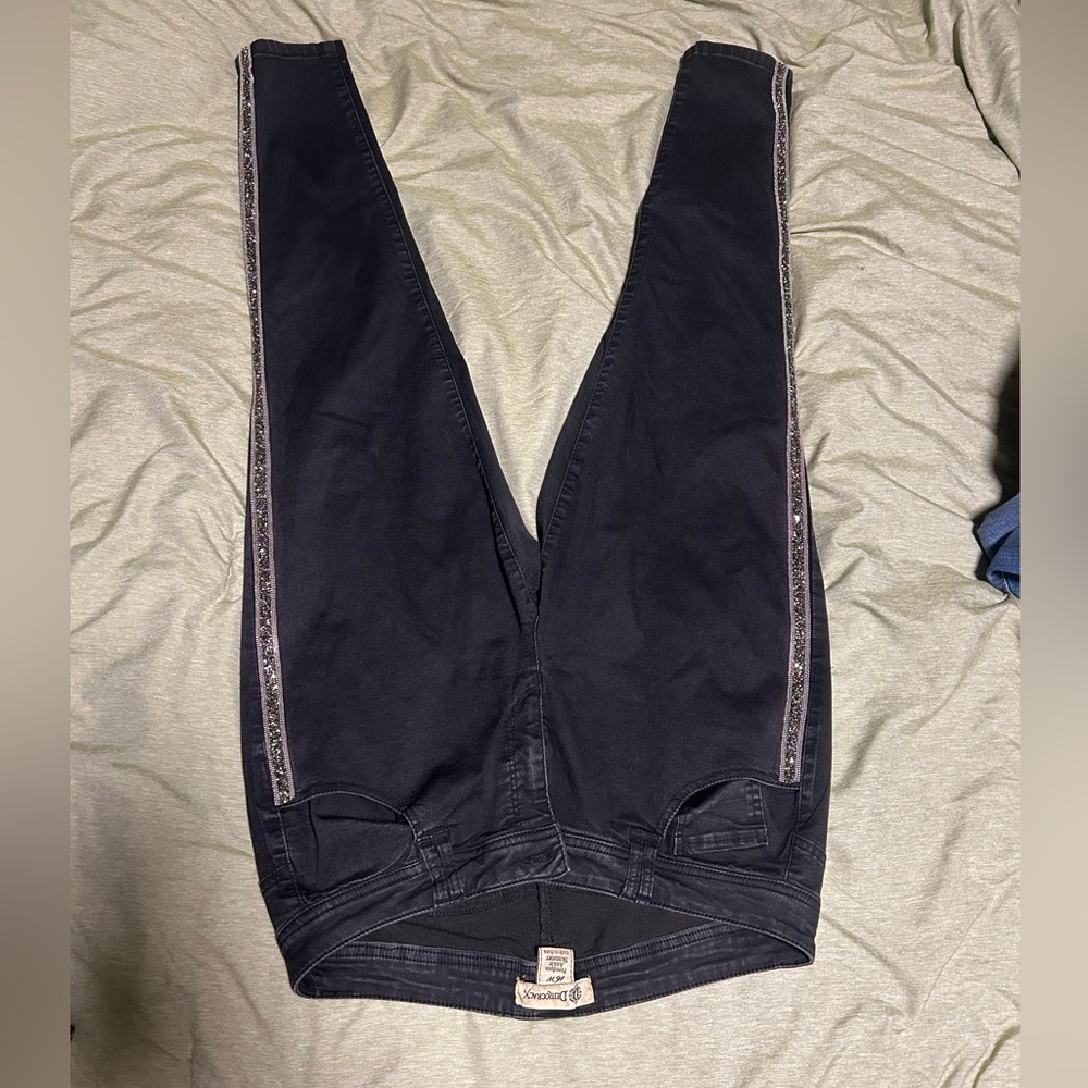 Democracy Freedom Ankle Skimmer Skinny Jeans with Diamond Stripes